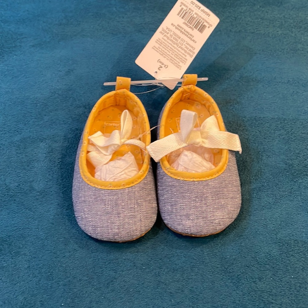 🧡💜 NWT Carter’s Mary Jane Baby Shoes size 2 for ages 3-6 months
